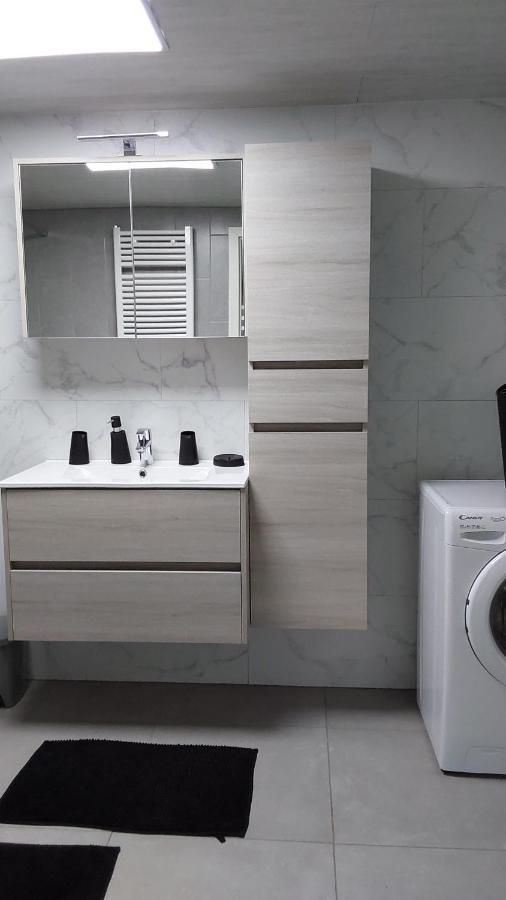 La Clef Des Champs Apartment Уфализ Екстериор снимка